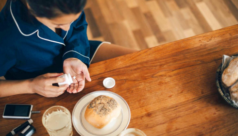 Medication Schedules: What “Before Food” and “After Food” Really Mean
