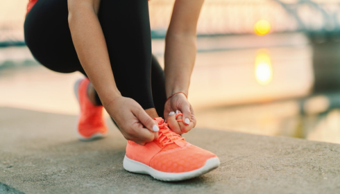 How to Choose the Right Sports Shoes for Walking, Running or Gym